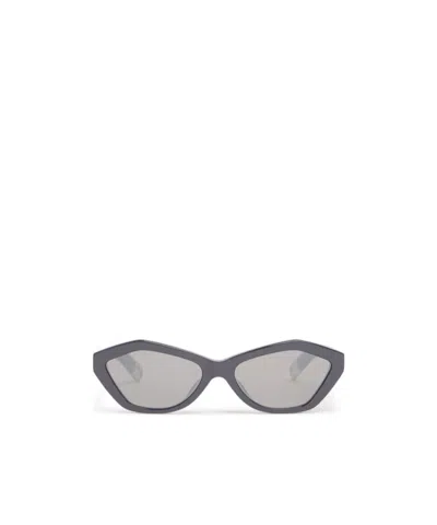 Jacquemus Les Lunettes Bambino Sunglasses In Black