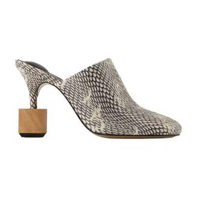 Jacquemus Les Mules Bisou