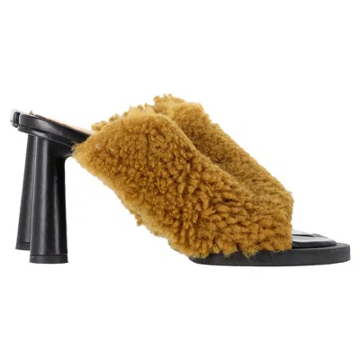 Jacquemus Les Mules Carrés Ronds Shearling Sandals In Brown Lamb Fur In Multi