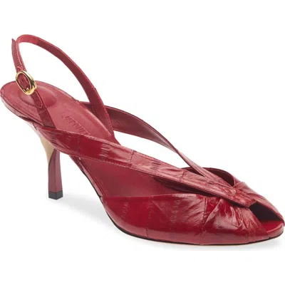 Jacquemus Les Slingbacks Poisson Leather Slingback Pump In Red