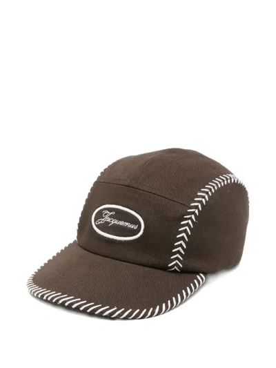 Jacquemus Logo-embroidered Cap In Brown