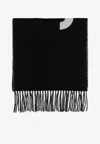 Jacquemus Logo Jacquard Fringed Wool Scarf In Black