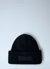 Jacquemus Men Logo Motif Beanie Hat In Black