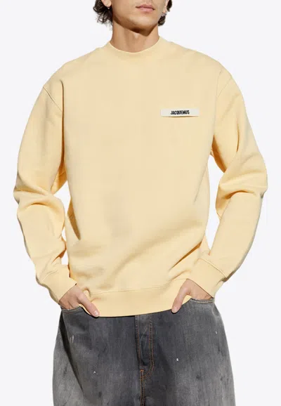 Jacquemus Logo-patch Crewneck Sweatshirt In Beige