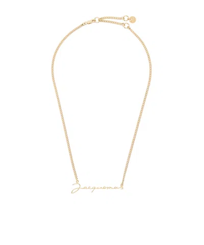 Jacquemus Logo Plaque Adjustable-fit Necklace In Gold