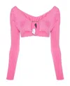 Jacquemus Logo Plaque Cropped Long-sleeve Top In Pink