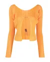 Jacquemus ‘pralu' Gold Toned Logo Charm Long Sleeve Cropped Cardigan In Orange