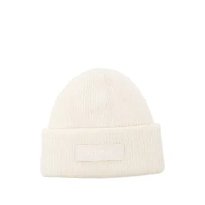 Jacquemus Logo-patch Ribbed-knit Beanie Hat In Yellow
