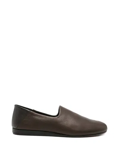 Jacquemus Logo-print Loafers In Brown