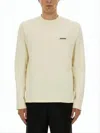 Jacquemus Long-sleeve Off-white Cotton T-shirt With Subtle Logo Patch In Neutral