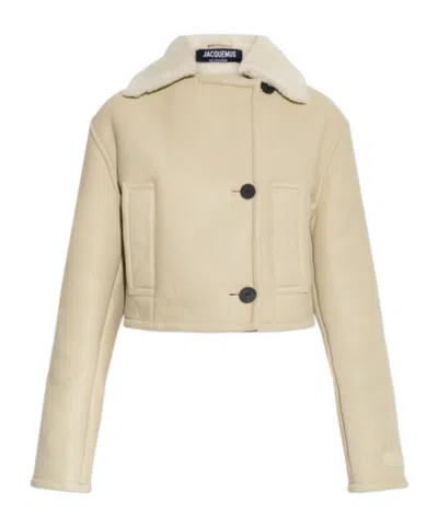 JACQUEMUS JACQUEMUS DOUBLE BREASTED SHEARLING COAT
