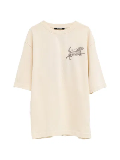 Jacquemus Loose-fitting Short-sleeved T-shirt With Embroidered Dog Design In Neutral