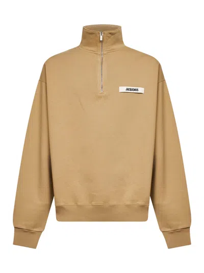 Jacquemus Men Dark Beige The Gros Grain Zipped-rollneck Sweatshirt In Neutral