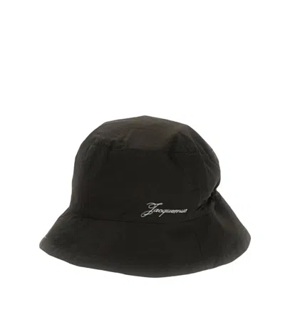Jacquemus Dark Brown Logo Bucket Hat In Black
