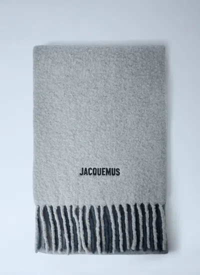 Jacquemus Men Logo Motif Scarf In Gray