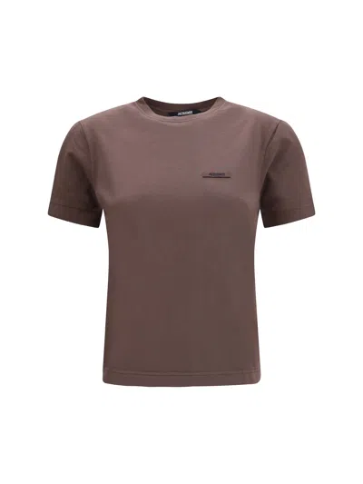 Jacquemus Monogram-patched T-shirt In Neutral