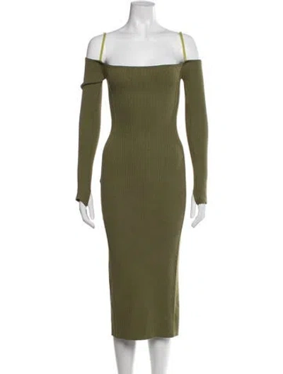 Pre-owned Jacquemus Off-the-shoulder Midi Length Dress In Green