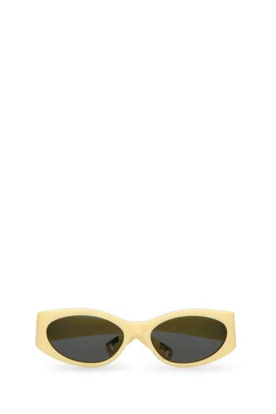 Jacquemus Oval Frame Sunglasses In Yellow