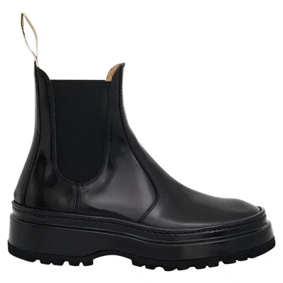 Jacquemus Pavane Leather Boots In Black