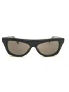 Jacquemus Pina Sunglasses In Black