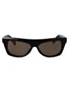 Jacquemus Pina Sunglasses In Black
