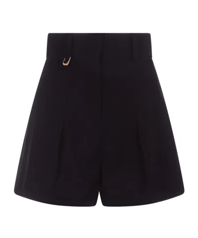 Jacquemus Pleated Detail Shorts In Black