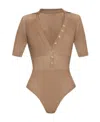 Jacquemus Ribbed Button-front Knitted Top In Brown