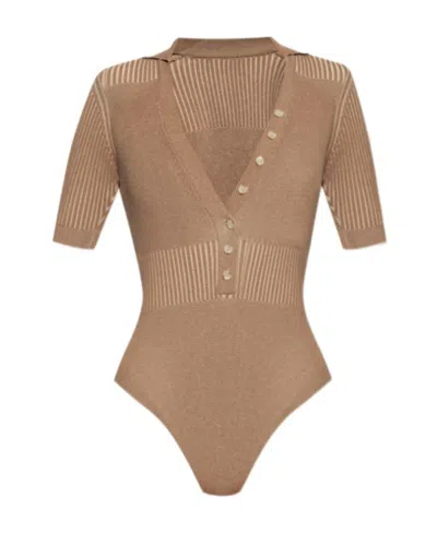 Jacquemus Ribbed Button-front Knitted Top In Brown