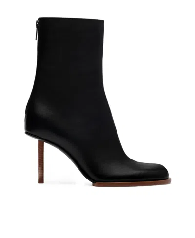 Jacquemus Round Square Ankle Boots In Black