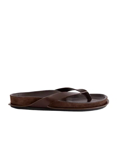 Jacquemus Round-toe Flat Sandals In Burgundy