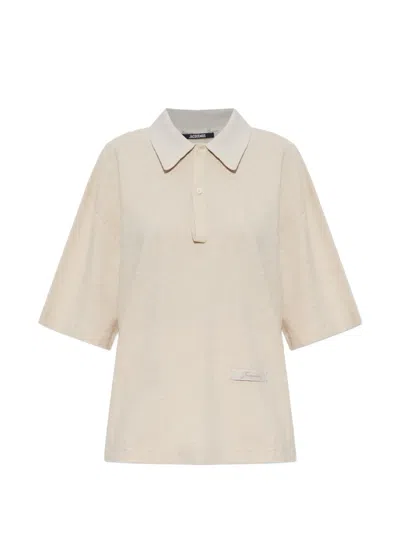 Jacquemus Ruban Logo-patch Polo Shirt In Brown