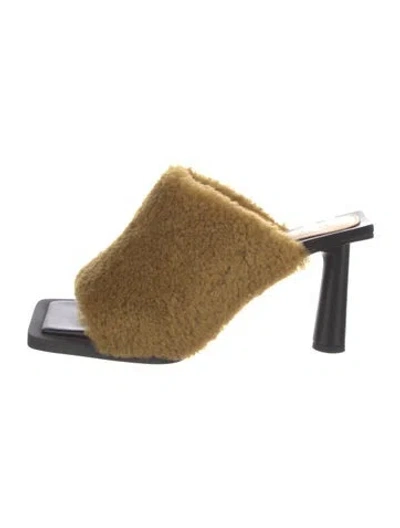 Pre-owned Jacquemus Shearling Mules In Brown