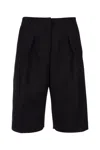 Jacquemus Black Les Sculptures 'le Bermuda Ovalo' Shorts In Black