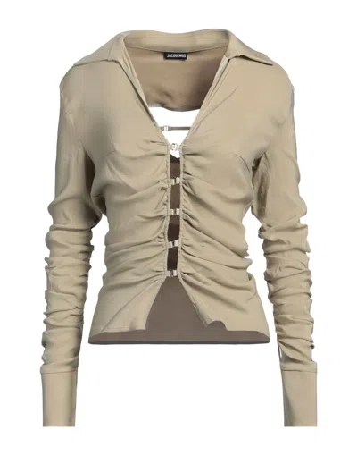 Jacquemus Solid Color Satin Long-sleeve Shirt In Nude