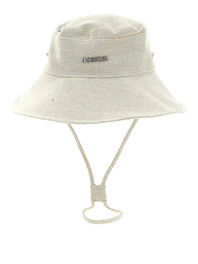 Jacquemus Le Bob De-nmes Bucket Hat In Sand