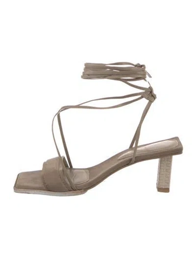 Pre-owned Jacquemus Suede Sandals In Gray