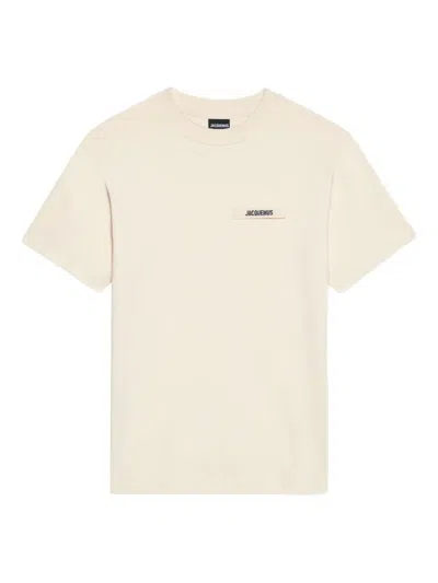 JACQUEMUS JACQUEMUS T-SHIRT WITH LOGO APPLIQUÉ