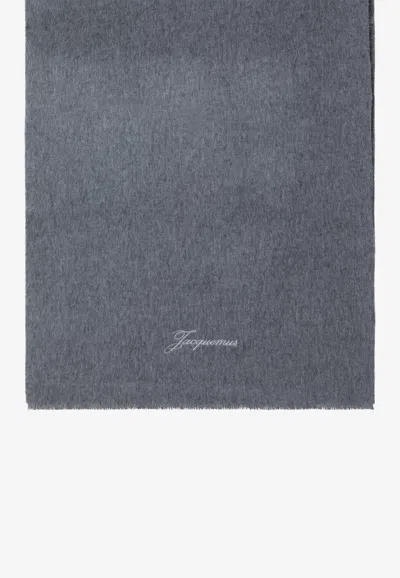 Jacquemus Tailleur Fringed Scarf In Gray