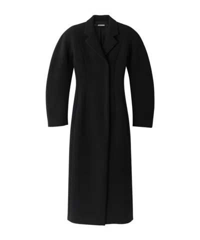 JACQUEMUS JACQUEMUS THE CURVO LONG SLEEVED COAT