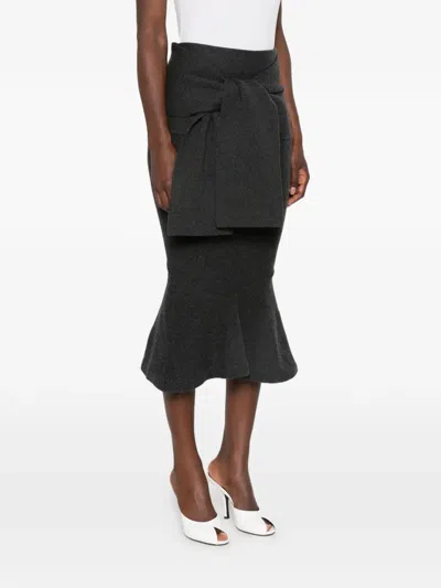 Jacquemus The Fiocco Tie-fastening Flounce-hem Skirt In Gray