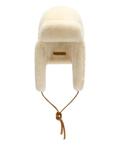 Jacquemus Trapper Hat In Neutral