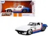 Jada 1963 Chevrolet Corvette Stingray White And Blue With Red Stripe "chevy Racing" "bigtime Muscle" 1/24
