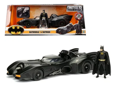 Jada 1989 Batmobile With Diecast Batman Figure 1/24 Diecast Model Car By