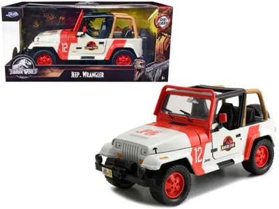 Jada 1992 Jeep Wrangler Jurassic World Movie 1/24 Diecast Model Car By