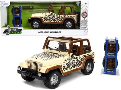 Jada 1992 Jeep Wrangler Tan And Brown With Graphics And Extra Wheels "just Trucks" Series 1/24 Diecast Mo
