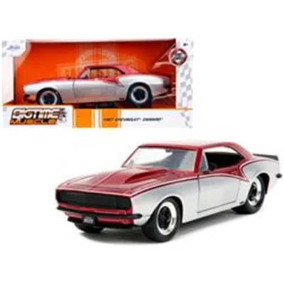 Jada Toys Jada 1967 Chevrolet Camaro Metallic Bigtime Muscle Series 1-24 Diecast Model Car Candy Red & Silver