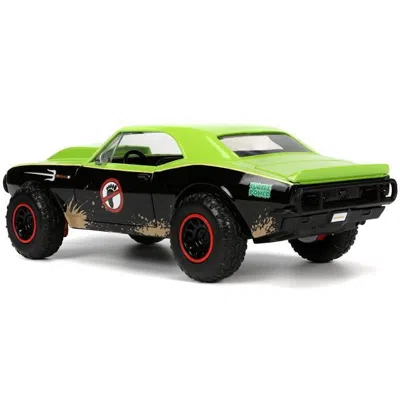 Jada Toys Jada 1967 Chevrolet Camaro Offroad Bright Green & Matt Black & Raphael Diecast Figure Teenage Mutant