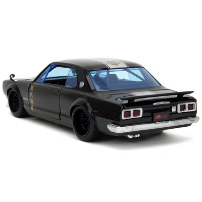 Jada Toys Jada 1971 Nissan Skyline Gt-r Rhd Right Hand Drive With Stripe & Mikey Diecast Figure Tokyo Revenger In Black