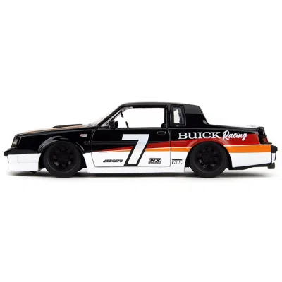 Jada Toys Jada 1987 Buick Grand National No.7 Buick Racing Black & White With Stripes Bigtime Muscle Series 1-