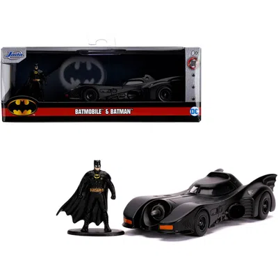 Jada Toys Jada 1989 Batmobile With Diecast Batman Figurine Batman 1989 Movie Dc Comics Hollywood Rides Series 